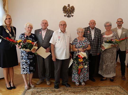 Złote gody w ratuszu. Medale dla 6 par 57345