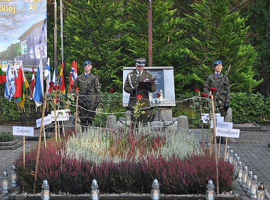Pamięci ofiar Marszu Śmierci 58025