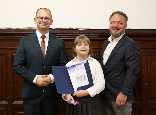 Nagrody i wyróżnienia burmistrza z okazji Dnia 58282