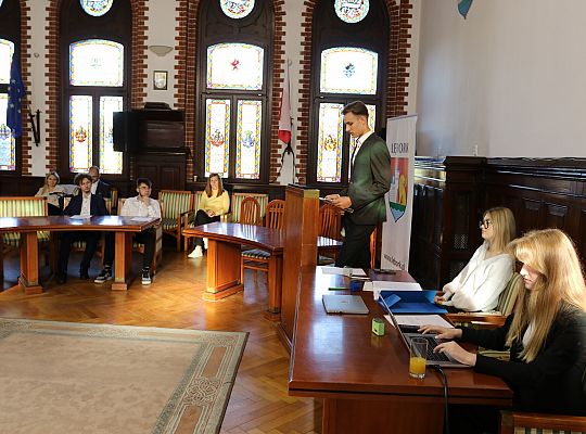 Młodzieżowa Rada Miasta obradowała po wakacyjnej 58332