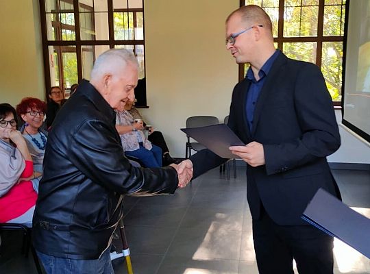 Wystawa "Senior potrafi" w Wieży Ciśnień 58352