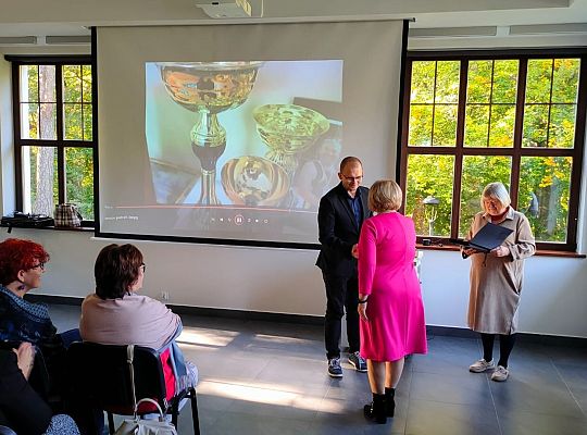 Wystawa "Senior potrafi" w Wieży Ciśnień 58356