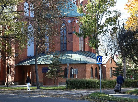 Remont zabytkowego kościoła „Korony”. Umowy na 58376