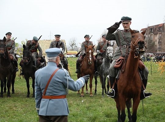Widowisko historyczne z okazji Narodowego Święta 58996