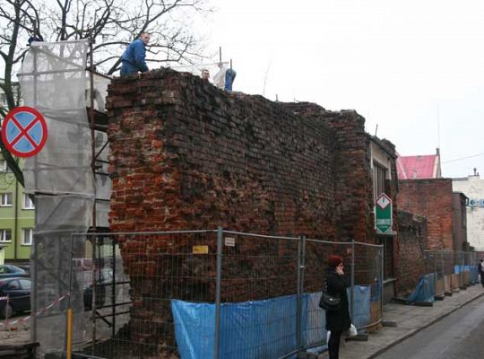 Rewitalizacja średniowiecznych murów ruszyła  1841