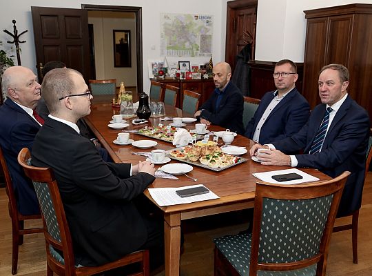 Marszałek Struk z wizytą w ratuszu 59447