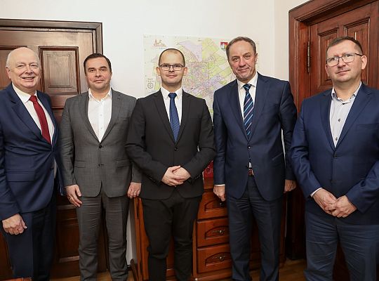 Marszałek Struk z wizytą w ratuszu 59445