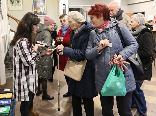 Seniorzy wypełnili „Fregatę” na seansie filmowym 59469