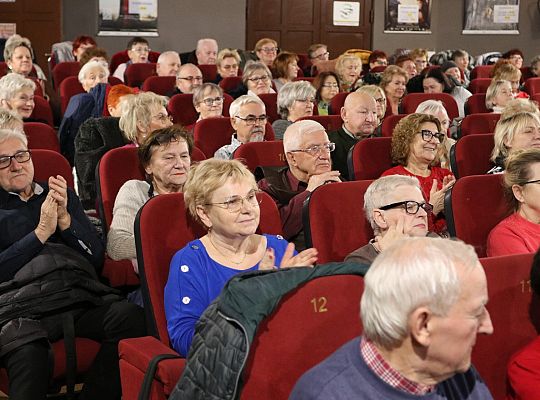 Seniorzy wypełnili „Fregatę” na seansie filmowym 59481