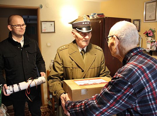 Świąteczne wsparcie dla kombatantów 59724