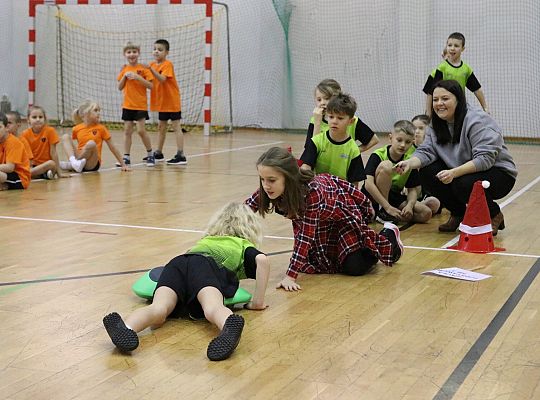Pierwszaki pokazały, jak potrafią doskonale bawić 59753