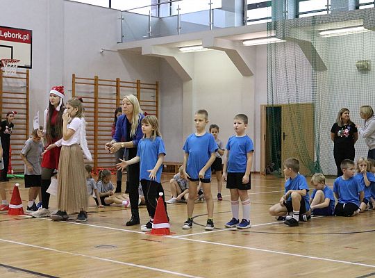 Pierwszaki pokazały, jak potrafią doskonale bawić 59761