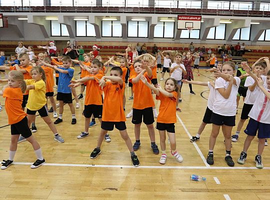 Pierwszaki pokazały, jak potrafią doskonale bawić 59776