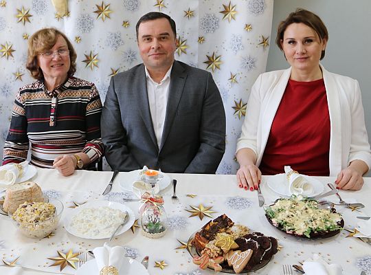Burmistrz na spotkaniu wigilijno – noworocznym w 59877