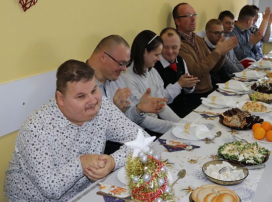Burmistrz na spotkaniu wigilijno – noworocznym w 59889