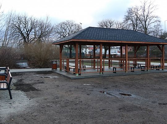 Park przy I LO po pierwszym etapie inwestycji 59941