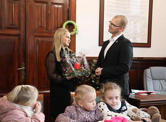 Mali kolędnicy odwiedzili Burmistrza 60043