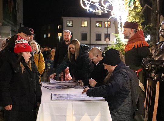 Tłumy na promocji miejskiego kalendarza na 2025 60103