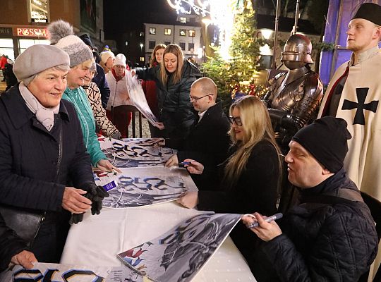 Tłumy na promocji miejskiego kalendarza na 2025 60106