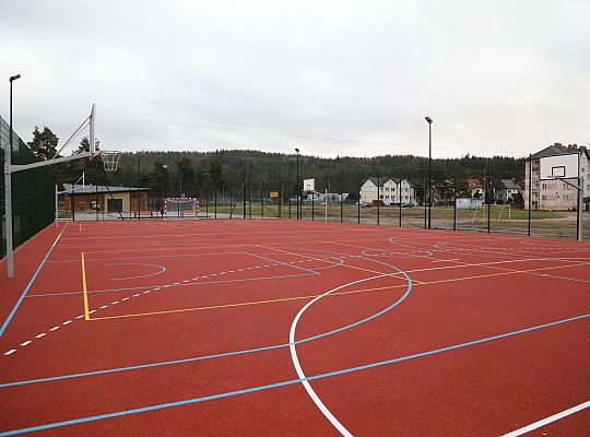 Kompleks boisk na Osiedlu Sportowa otwarty! 60210