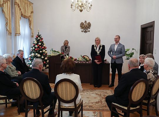 Złote Gody w ratuszu. Medale za długoletnie 60649