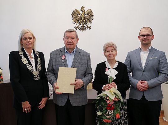 Złote Gody w ratuszu. Medale za długoletnie 60661