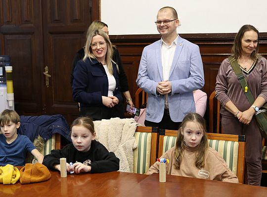 Uczniowie Szkoły Podstawowej w Łebuni odwiedzili 60873