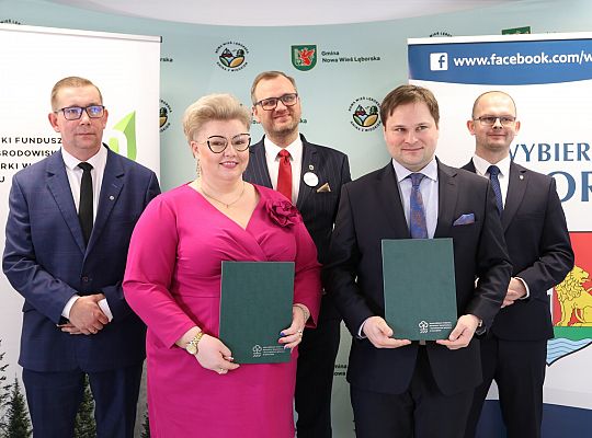 Umowa na strategiczną inwestycję w ZZO Błękitna 61144