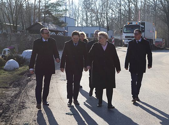 Umowa na strategiczną inwestycję w ZZO Błękitna 61146