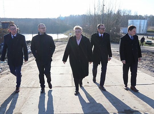 Umowa na strategiczną inwestycję w ZZO Błękitna 61149