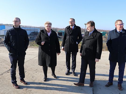 Umowa na strategiczną inwestycję w ZZO Błękitna 61151