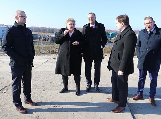 Umowa na strategiczną inwestycję w ZZO Błękitna 61152