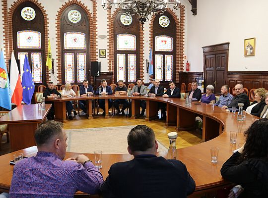 Rozmowy burmistrza i radnych obu gmin o zmianie 61594