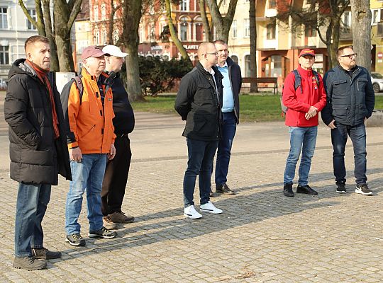 Wyruszyli z Lęborka do Czarnówka w poszukiwaniu 61788