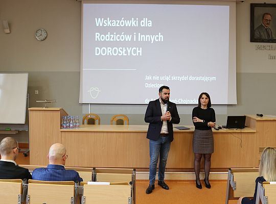 Dzieci i młodzież potrzebują poczucia 62341