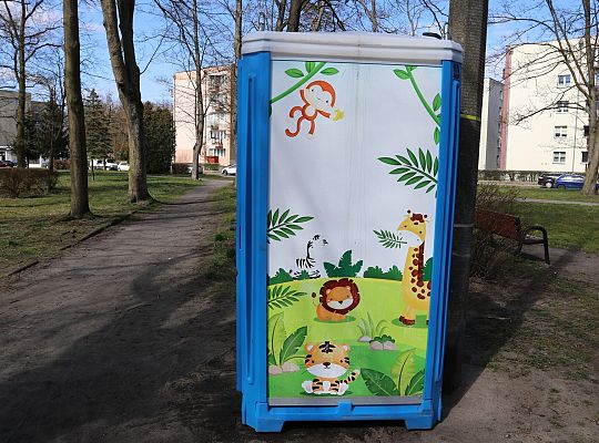 Nowe toalety przy placach zabaw – wygoda i higiena 62371