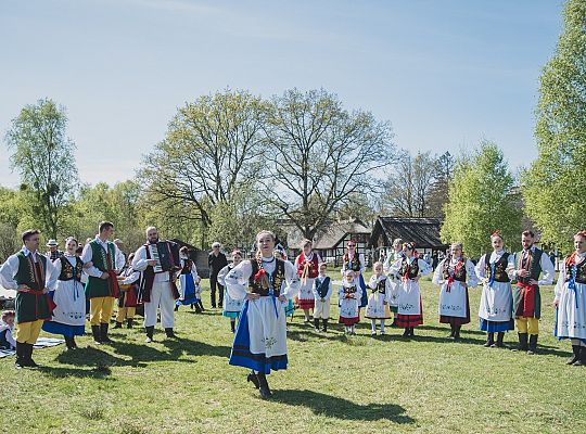 Kaszubski zespół z Lęborka wystąpił na „Czarnym 62925