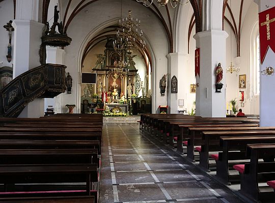 Zabytkowy witraż odzyska blask – dotacja na prace 62978
