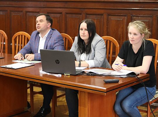 Rozmawiali o przyszłości „Nowego Świata”. Trwa 63012