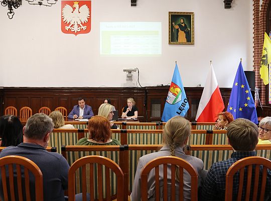 Rozmawiali o przyszłości „Nowego Świata”. Trwa 63014
