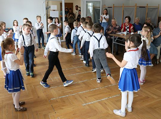 Radośnie i z sercem – Dzień Matki na spotkaniu 63460