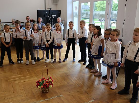 Radośnie i z sercem – Dzień Matki na spotkaniu 63474