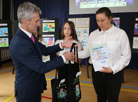 Roboty w służbie ekologii – młodzi artyści 63529