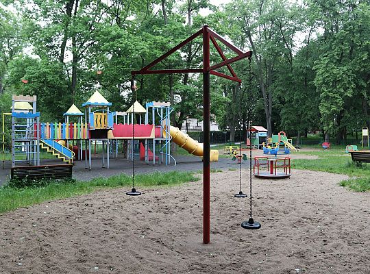 Place do zabawy bezpieczniejsze i piękniejsze – 63844