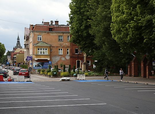 Remont nawierzchni na placu św. Jakuba Ap. 64045