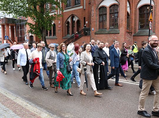 Wielkie święto „Trójki” – 80-lecie Szkoły 64130