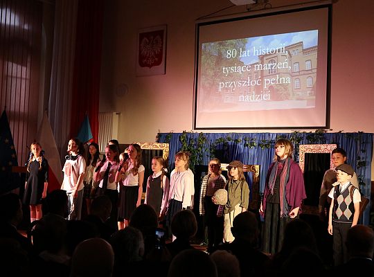 Wielkie święto „Trójki” – 80-lecie Szkoły 64175