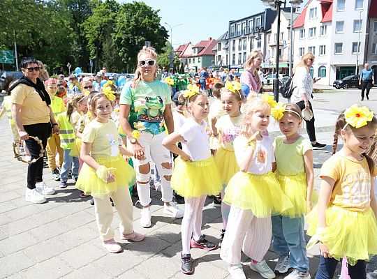 Barwna parada rozkręciła piąty Festiwal Uliczny w 64274