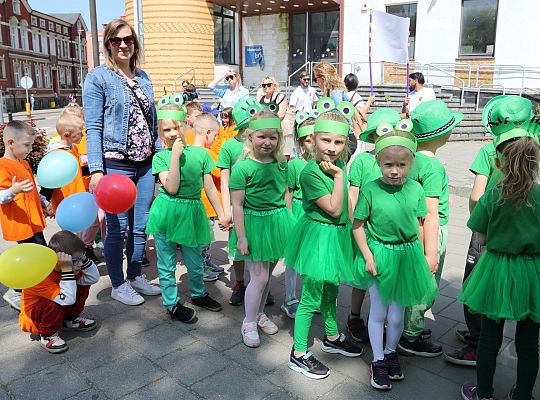 Barwna parada rozkręciła piąty Festiwal Uliczny w 64277