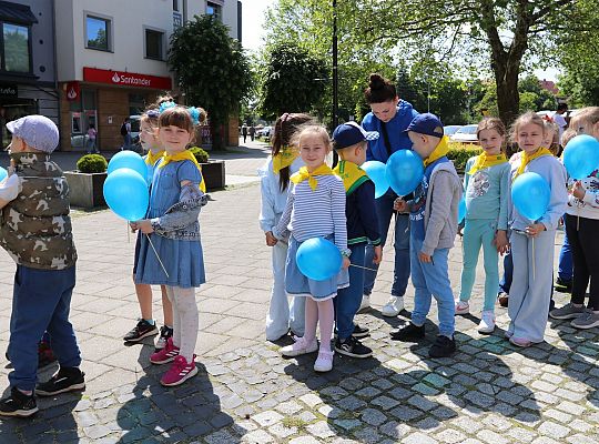 Barwna parada rozkręciła piąty Festiwal Uliczny w 64276